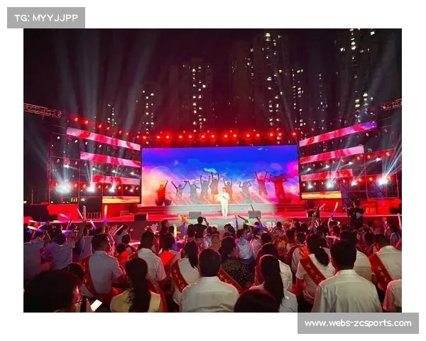 总决赛现场观众热情高涨人浪齐起互动共筑激情氛围 总决赛现场观众热情高涨人浪齐起互动共筑激情氛围